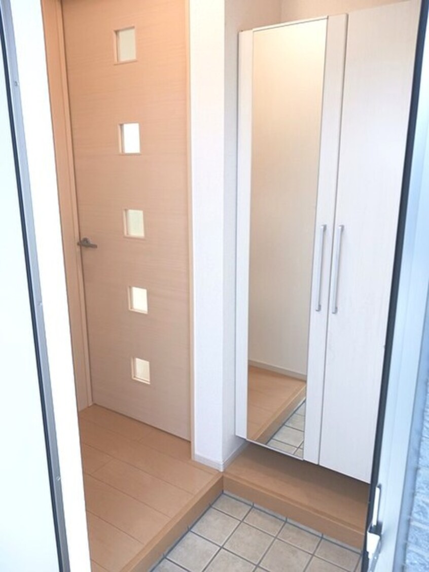 玄関 イリーデ２