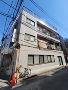 メゾンマエザワの外観