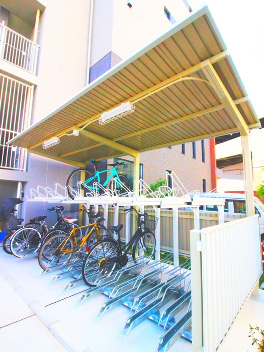 駐輪場 LA　MAISON　DU　RAISIN