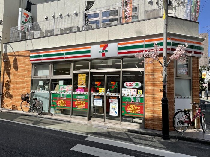 セブンイレブン 練馬上石神井駅西店(コンビニ)まで74m しんりょうハイツ