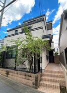 パ－クメゾン中野坂上の外観