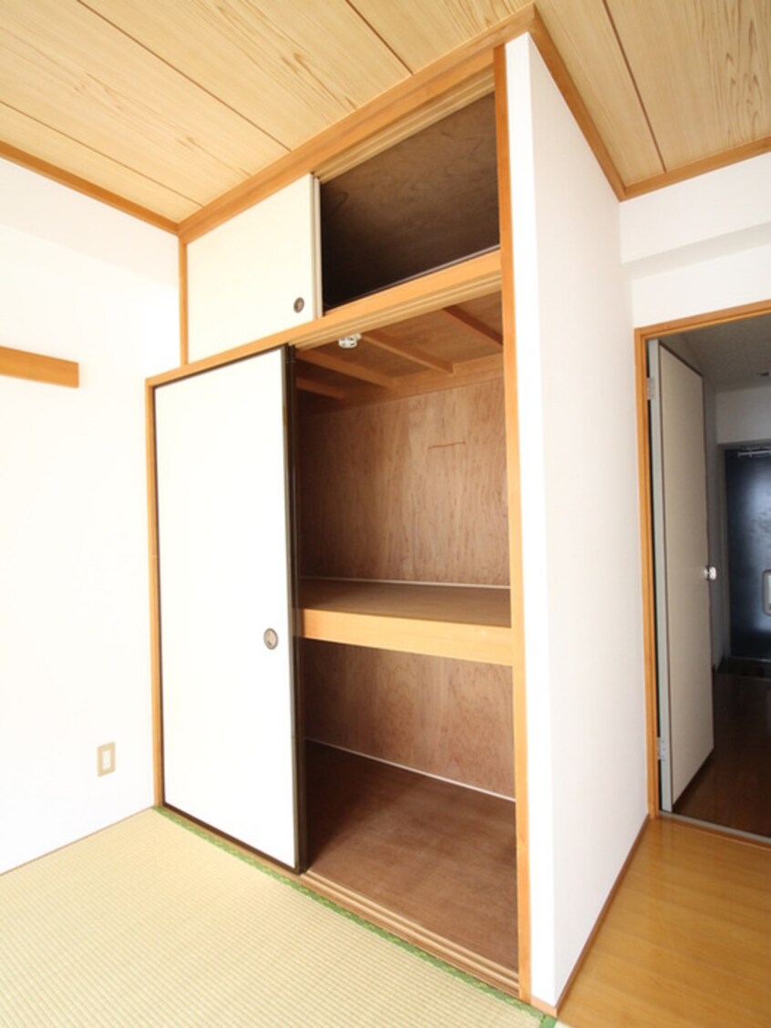 収納 グランドコ－ト美原