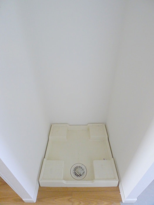 洗濯機置場 ｼﾞｪﾉﾋﾞｱ綾瀬ｽｶｲｶﾞｰﾃﾞﾝ（1405）