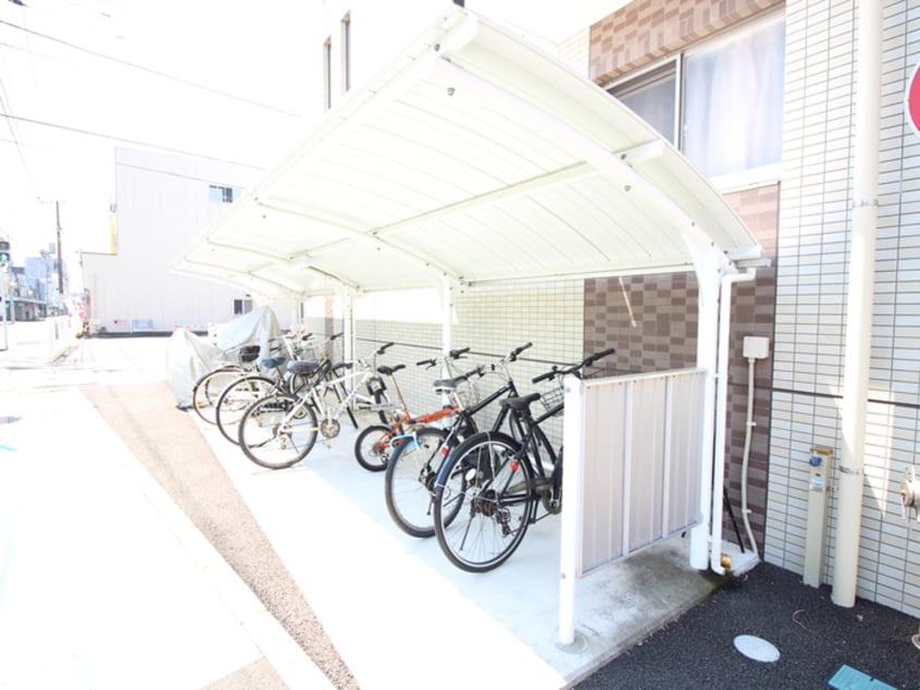 駐輪場 ヴィガラス栄町