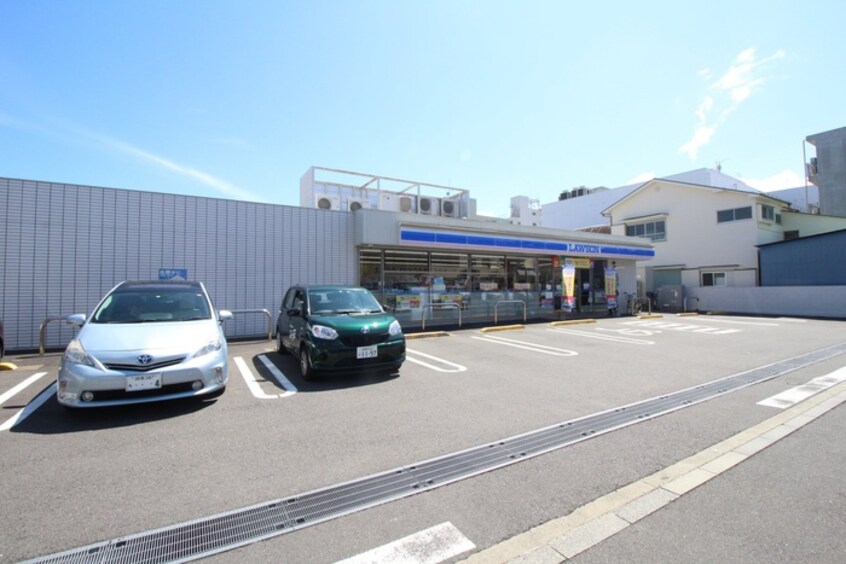 ローソン小田原竹の花店(コンビニ)まで160m ヴィガラス栄町