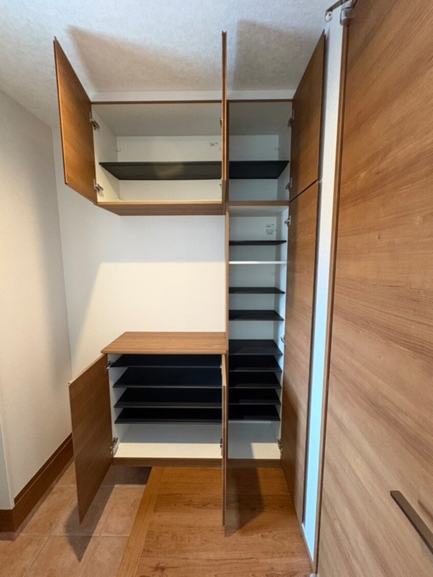 靴箱 中央林間4丁目A棟