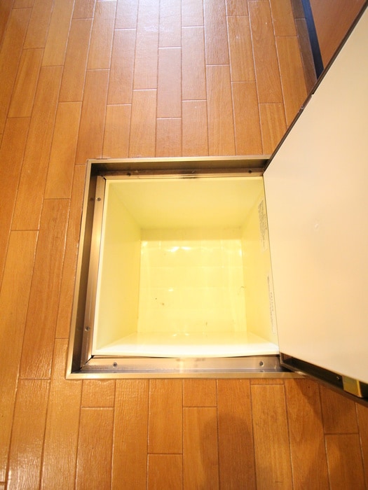 収納 アピアファ－スト