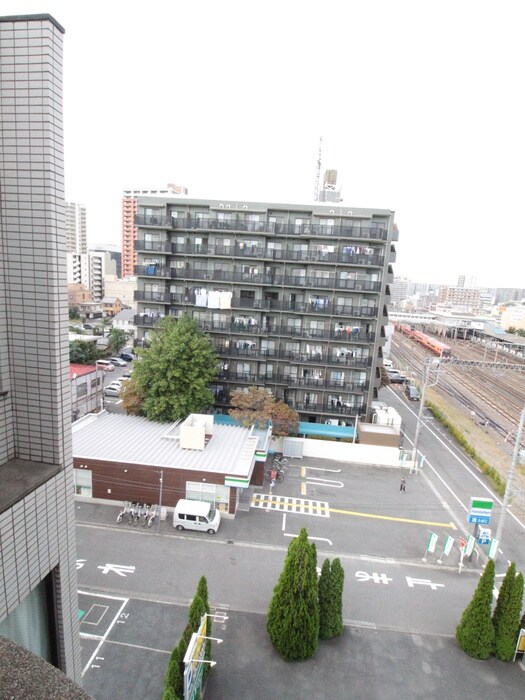 室内からの展望 与野駅前プラザ