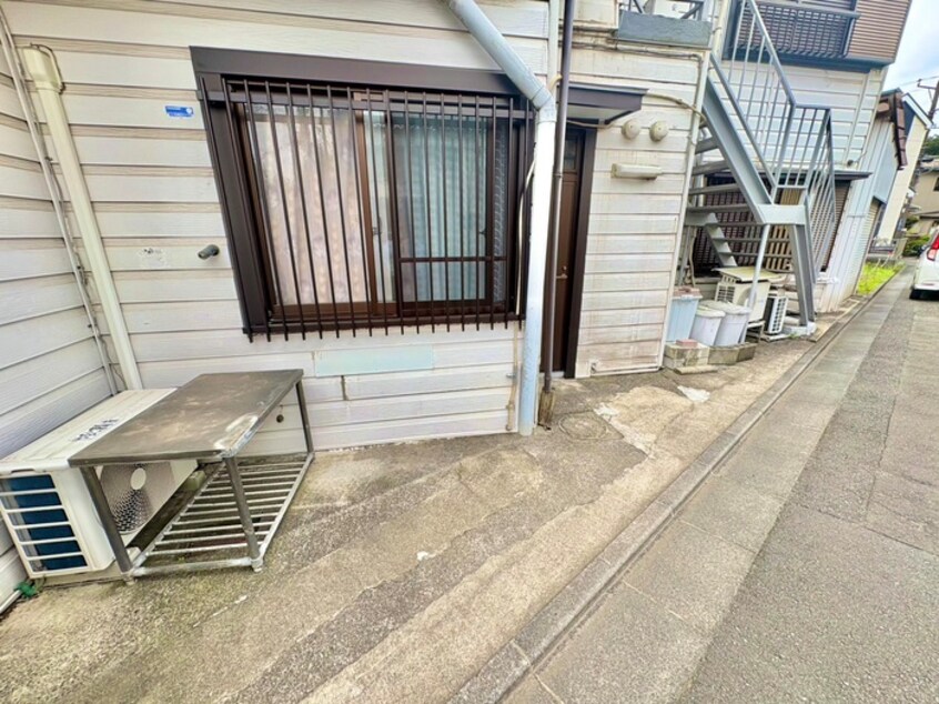 バイク置き場 近藤荘