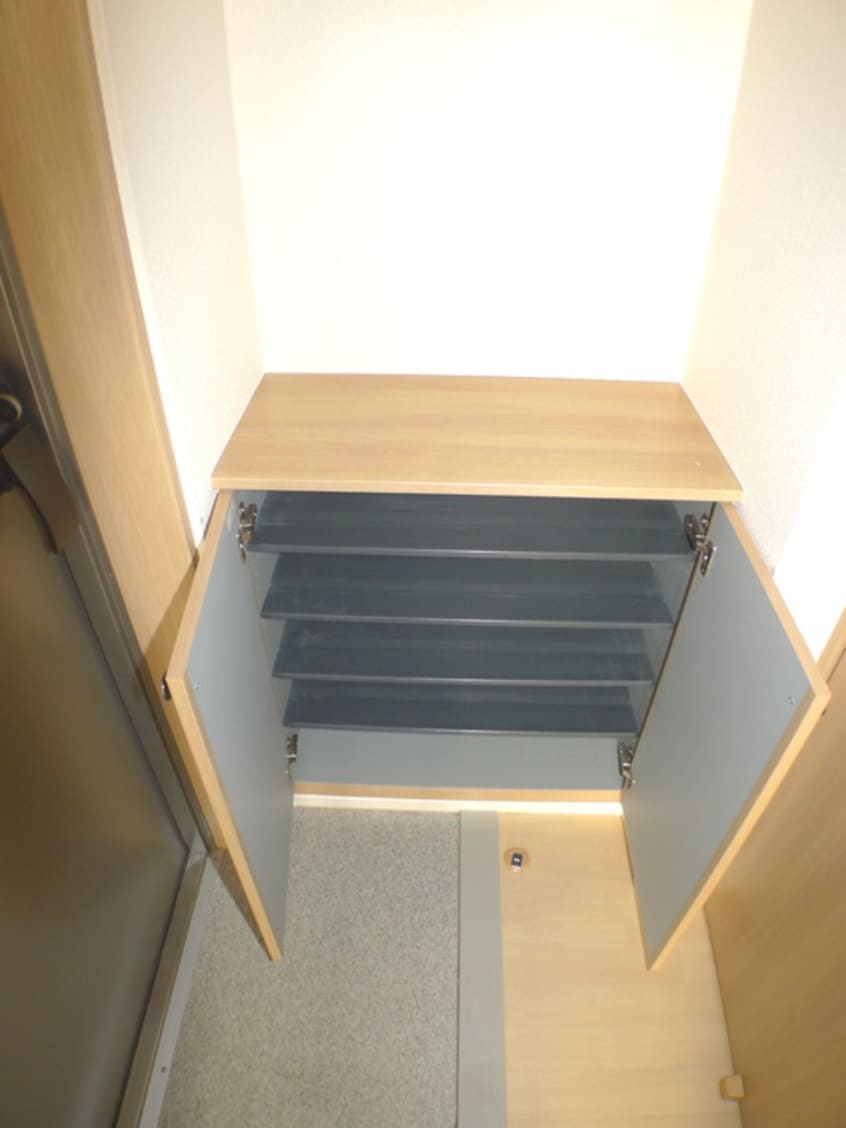 靴箱 オークリーフ