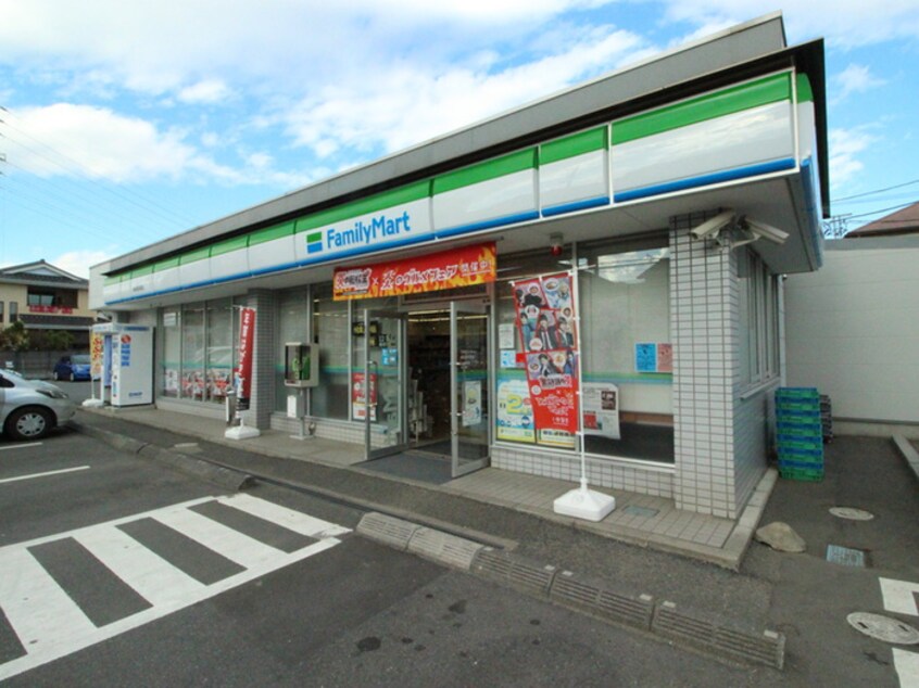 ファミリーマート宮本町店(コンビニ)まで350m リバ－サイド堀井Ａ
