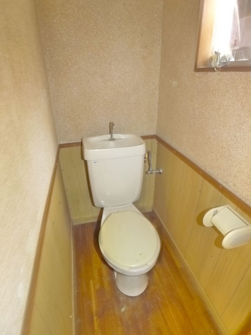 トイレ 内田貸家３