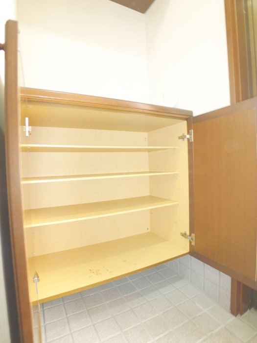 靴箱 ユーカリビル