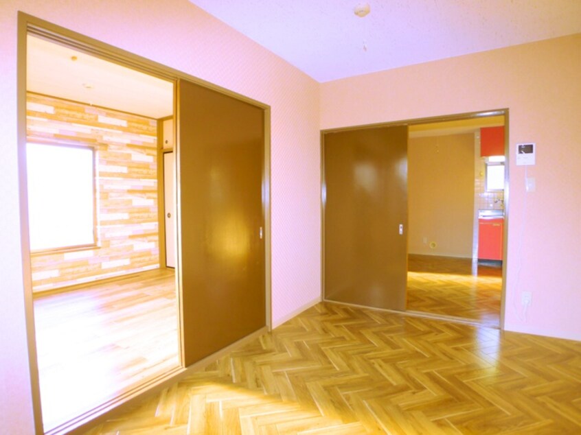 内観写真 シャト－サンライズ２