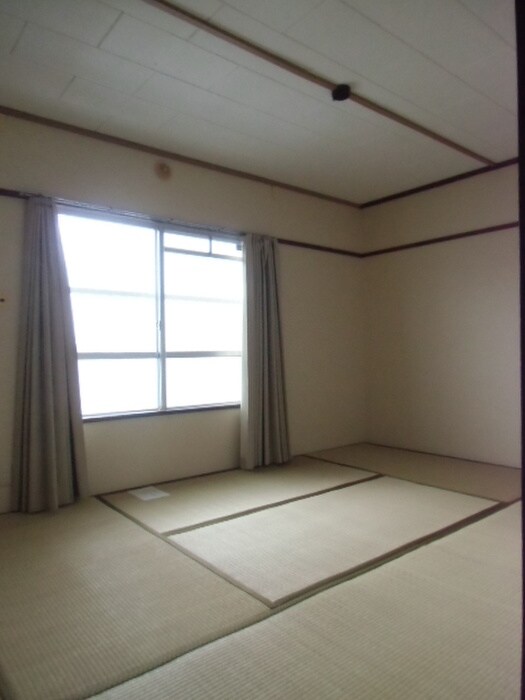 居室 山口ハイツ