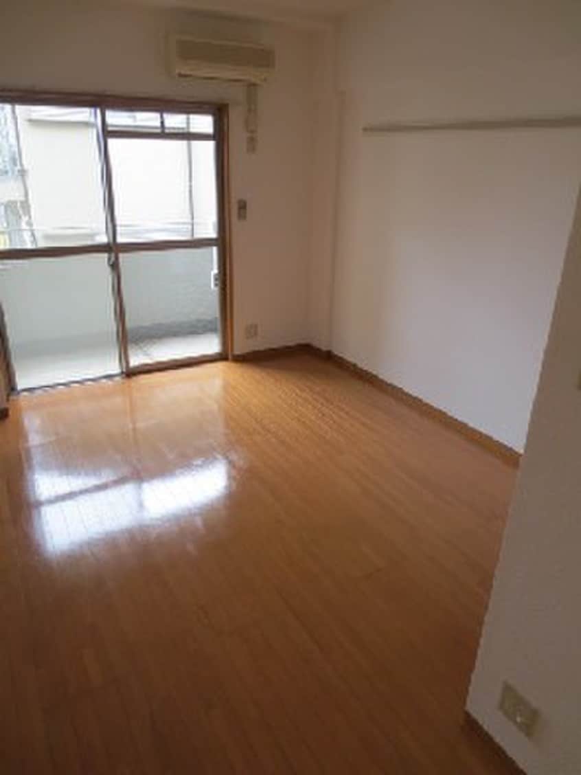 居室 ＰＲＩＭ　ＲＯＳＥ・Ｍ壱番館