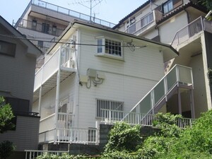 ヴィラ－ジュ志村