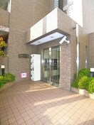 エントランス部分 キャトル・セゾン