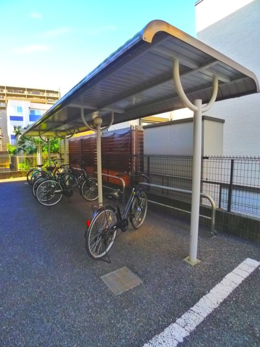 駐輪場 キャトル・セゾン