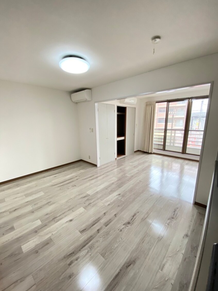 居室 鈴与レジデンス