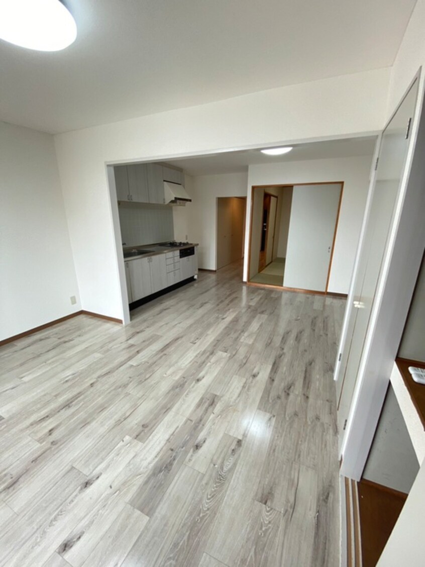 居室 鈴与レジデンス