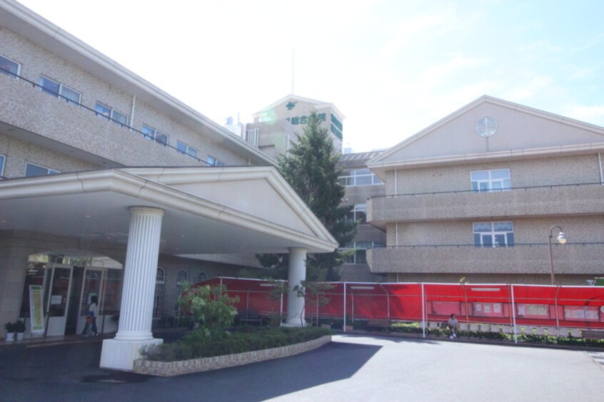 湘南東部総合病院(病院)まで337m シャトレ－アキ