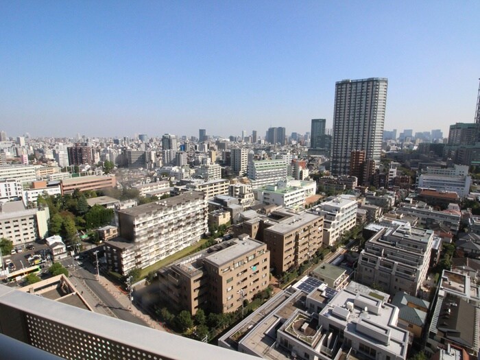 室内からの展望 河田町ガーデン１