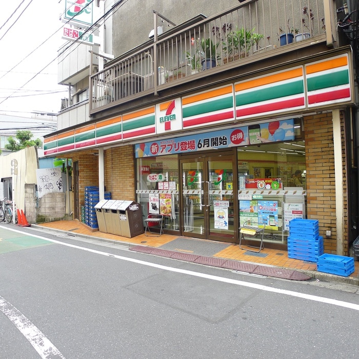 セブンイレブン(コンビニ)まで146m Tレジデンス