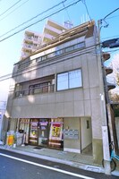 アップルビルの外観