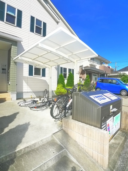 駐輪場 グリーンゲイブルズ