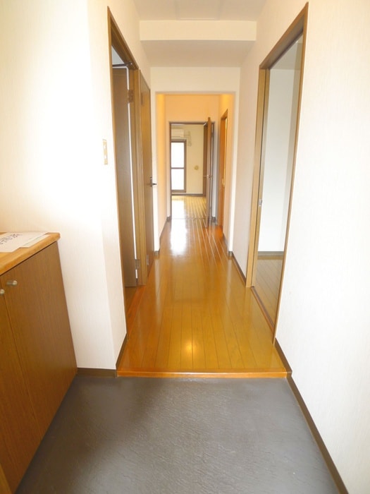 玄関 グランドゥ－ルⅡ蕨ＮＡＧＡＩ