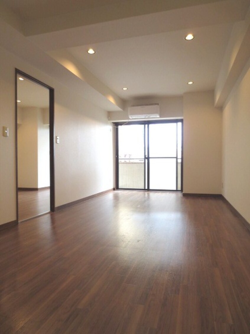 居室 綾東ヴィレヂ弐番館