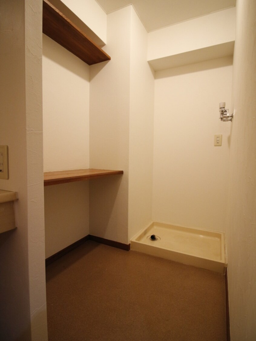 洗濯機置場 綾東ヴィレヂ弐番館