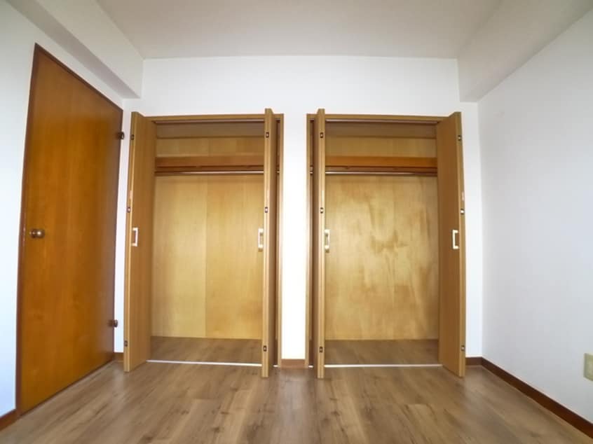 収納 綾東ヴィレヂ弐番館