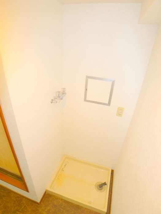 洗濯機置場 綾東ヴィレヂ弐番館