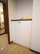 収納 綾東ヴィレヂ弐番館