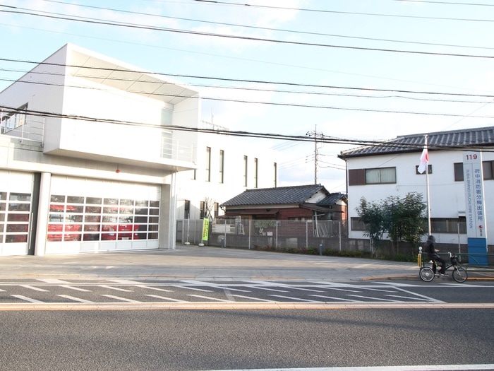 府中消防署分梅出張所(警察署/交番)まで220m ｱｲﾙﾌﾟﾚﾐｱﾑ東京府中（202）