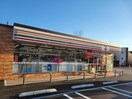 セブンイレブン飯能中居店(コンビニ)まで370m ストニッシュ中山