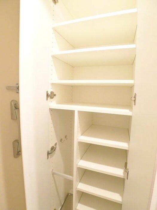 靴箱 リテラス大島