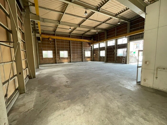 内観写真 新堀2丁目倉庫