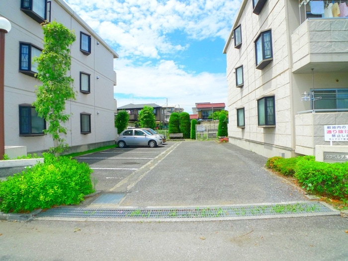 駐車場 カサベルデ弐番館