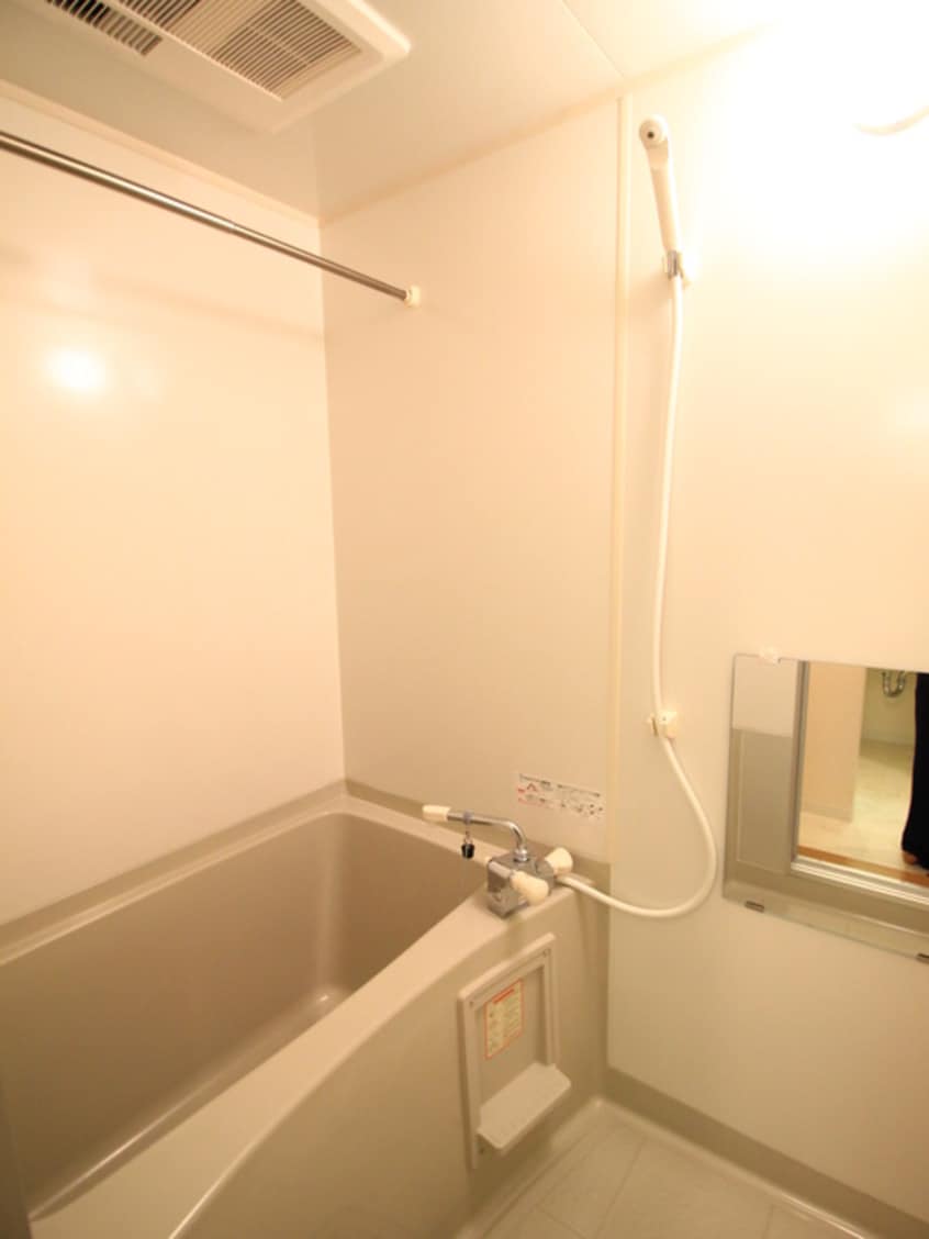 バス／シャワールーム等 ＹＧＢＬ