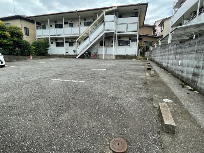 駐車場 トヨタハイツ