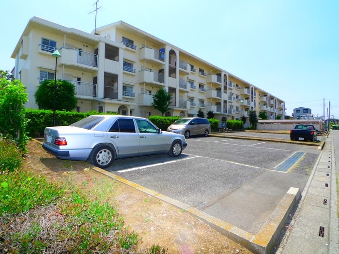 駐車場 美原コープタウンＤ棟