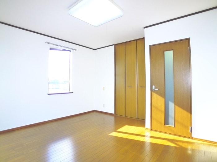 居室 万精ハイツ