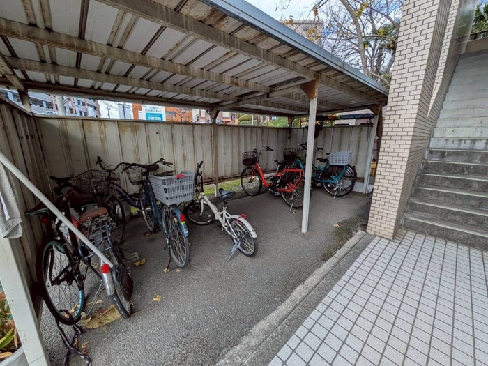 駐輪場 エスポワ－ル野川
