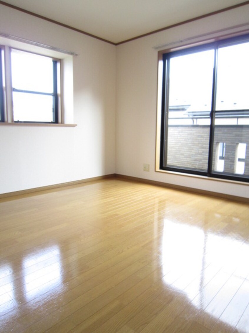 居室 ア－バングロ－ブ