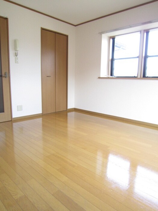 居室 ア－バングロ－ブ