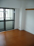 居室 新川崎ロイヤルパレス