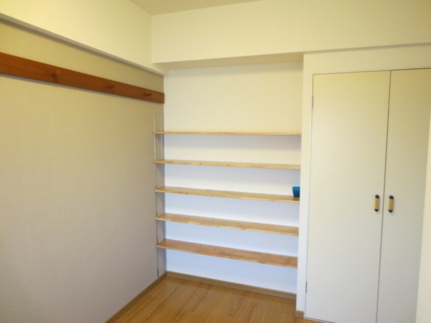 収納 新川崎ロイヤルパレス